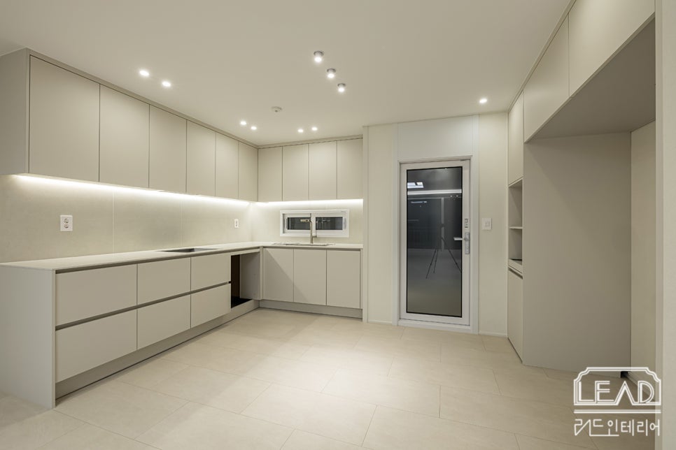 /user/l/leadinterior/editor/2512/f98eeb7800ab73a15f2ce0703b8e1525_1764709697_9243.jpg 이미지크게보기