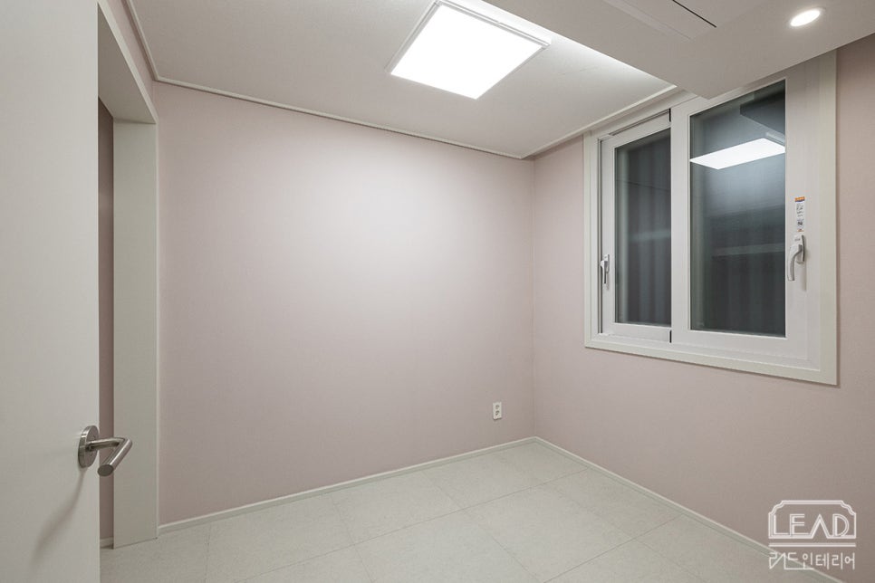 /user/l/leadinterior/editor/2512/f98eeb7800ab73a15f2ce0703b8e1525_1764711939_7509.jpg 이미지크게보기