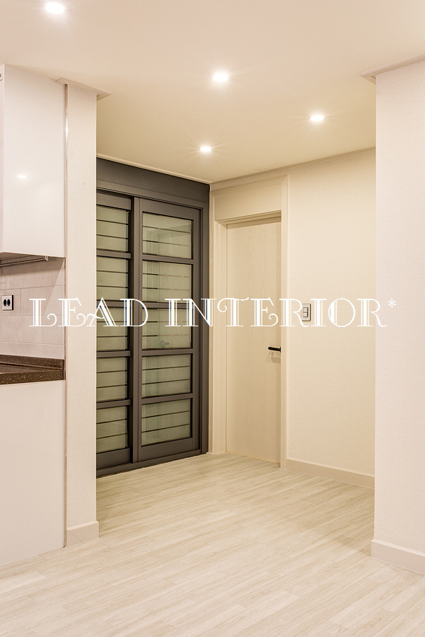 http://leadinterior.itpage.kr/user/l/leadinterior/editor_import/1704/20170426181302_VTxq1958.jpg 이미지크게보기